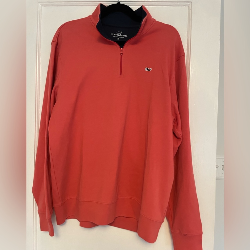 Vineyard Vines men’s quarter zip. Size medium.